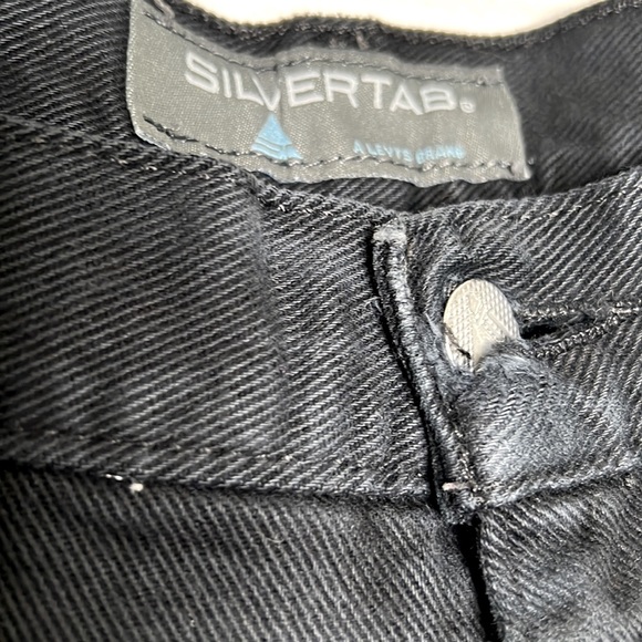 Vintage Silvertab Levis Jeans - Picture 3 of 11